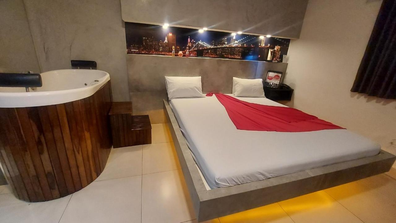 Motel Copacabana Ribeirão Preto Екстериор снимка