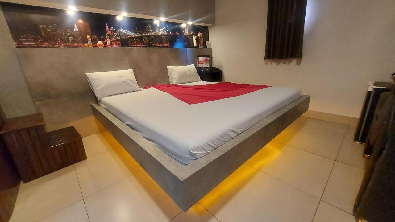 Motel Copacabana Ribeirão Preto Стая снимка